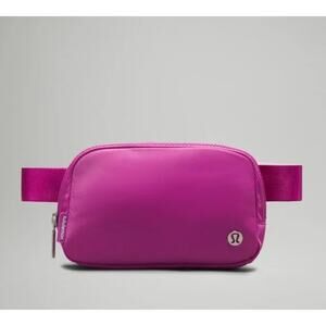 NWT Lululemon Everywhere Belt Bag Pow Pink Tone